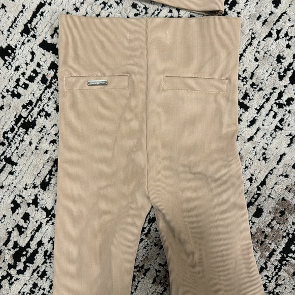 Manière de Voir Ribbed Biker Short Set - Picture 7 of 8